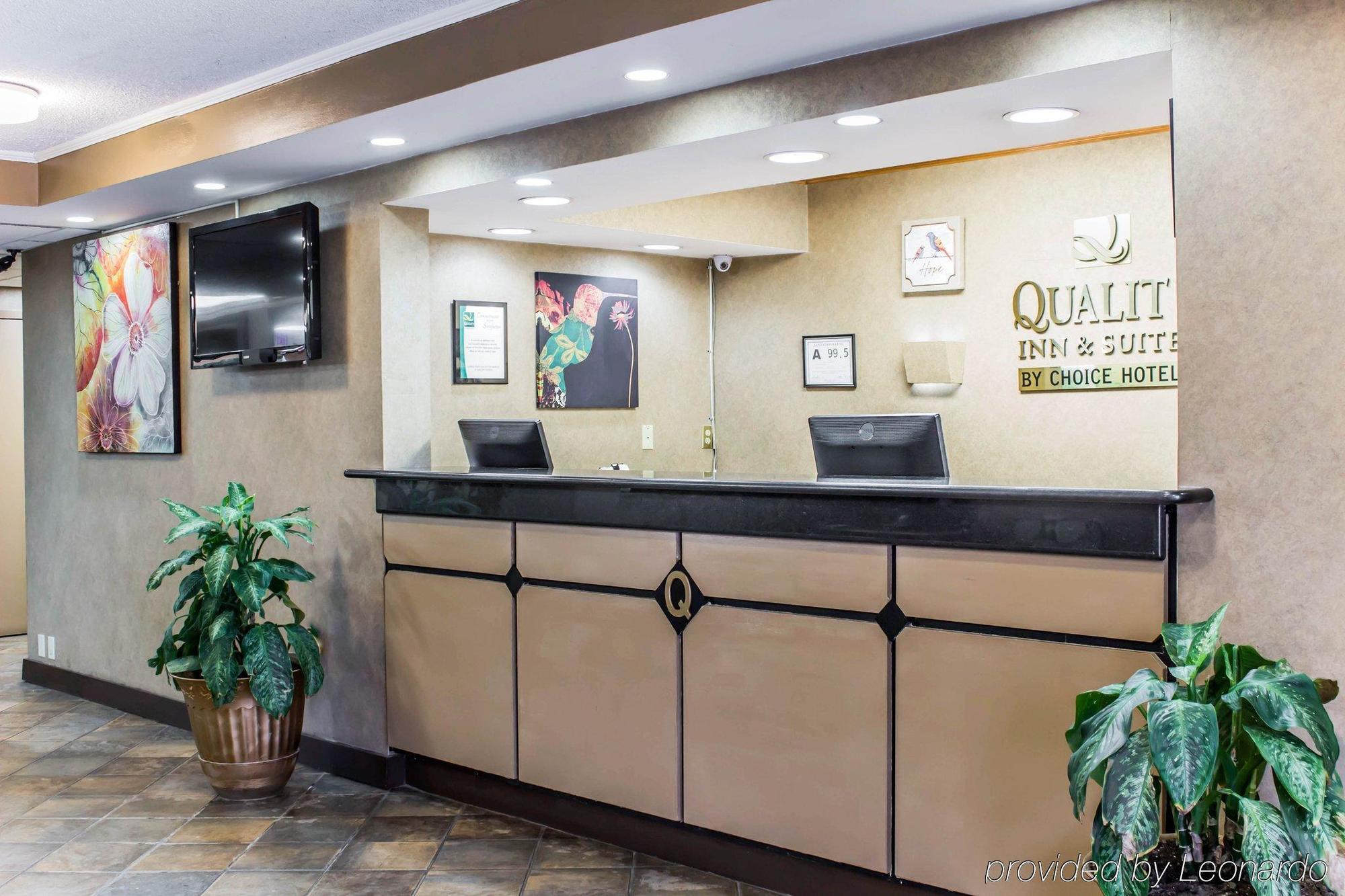Quality Inn & Suites פייטוויל מראה חיצוני תמונה